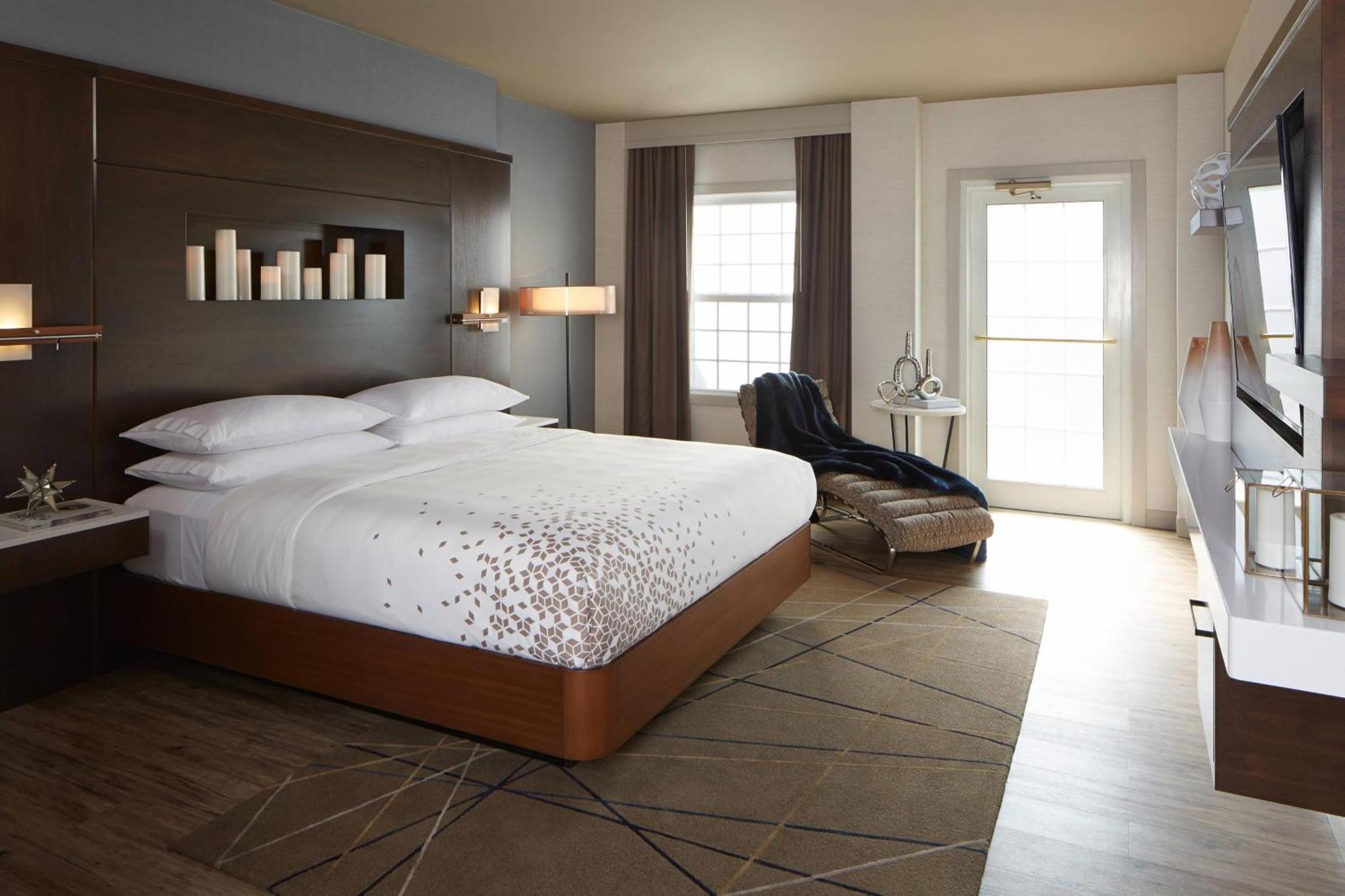 The Del Monte Lodge Renaissance Rochester Hotel & Spa Экстерьер фото