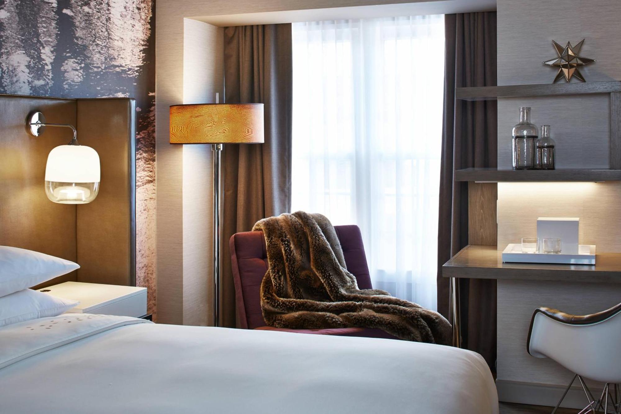 The Del Monte Lodge Renaissance Rochester Hotel & Spa Экстерьер фото